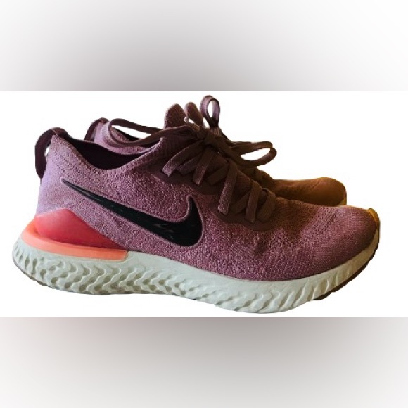 Nike Epic 2 Flyknit 2 running shoes. Used - phots depicting the wear - Picture 2 of 5